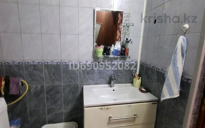 2-комнатный дом, 64.1 м², 2.5 сот., Бекмаханова 10 Алматы - изображение 1