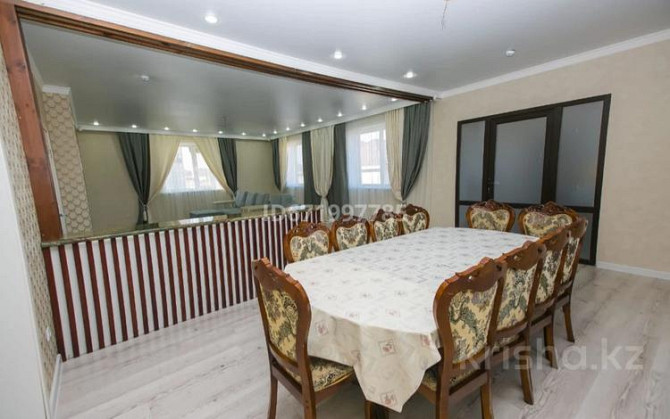 7-комнатный дом, 265 м², 10 сот., Акмолла 77  - изображение 5
