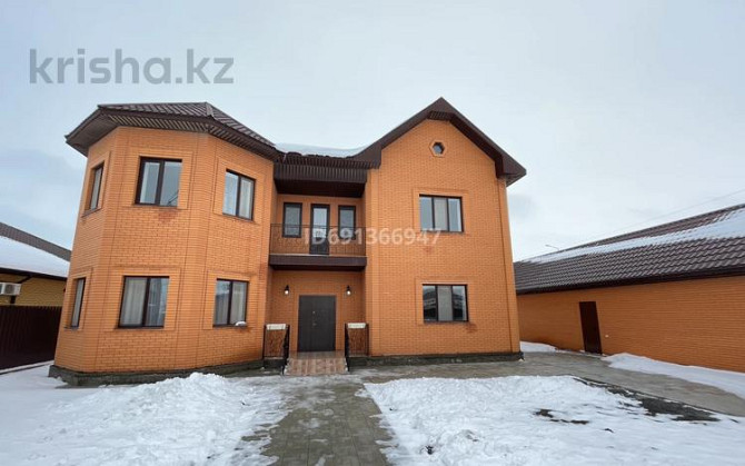 7-комнатный дом, 198 м², 12 сот., мкр Мунайшы, Улица-6 211 Atyrau - photo 1