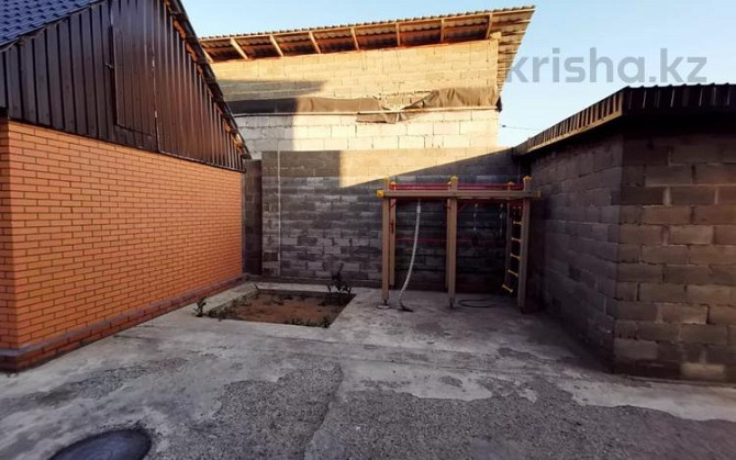 8-комнатный дом, 385 м², 10 сот., А.Есмаганбетулы  - изображение 6
