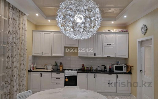 3-комнатный дом, 145 м², 10 сот., Мұстафа Шокай 16/3 - Өзбекәлі Жәнібек Астана - изображение 2