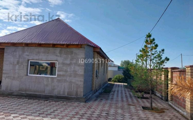 4-комнатный дом, 100 м², 10 сот., Куляш Байсеитова 1/1 - Маг. Темирлан, ТД Ракымжан, школа #6.  - изображение 3