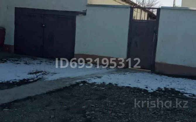 4-комнатный дом, 130 м², 10 сот., Б. Саттарханова 10 - Напротив гостиницы Rixos Turkestan - photo 1