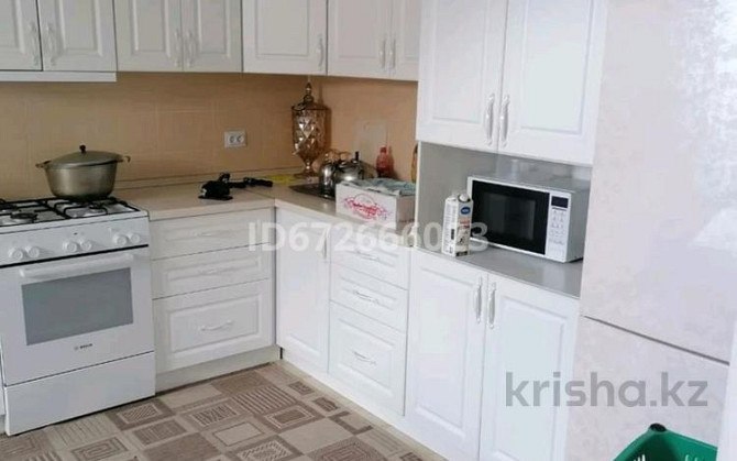 7-комнатный дом, 300 м², 10 сот., 14 улица 37 Жибек Жолы - изображение 4