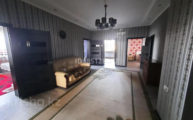 5-комнатный дом, 220 м², 10 сот., Бухар жырау 140  - photo 8