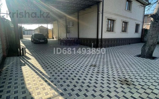 8-комнатный дом, 450 м², 10 сот., Абылай Хана 178 Каскелен - изображение 1