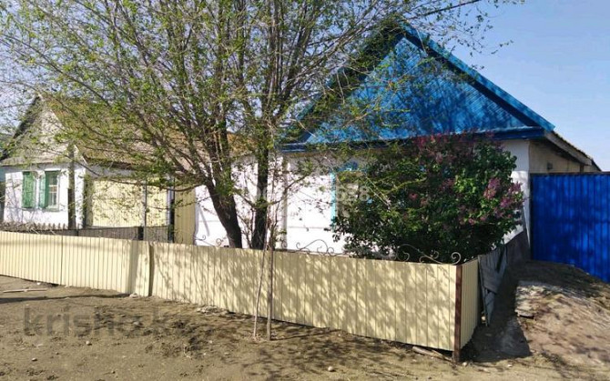 2-комнатный дом, 77 м², 6 сот., мкр Атырау, Атырау нажмеденова - Старый базар Атырау - изображение 1