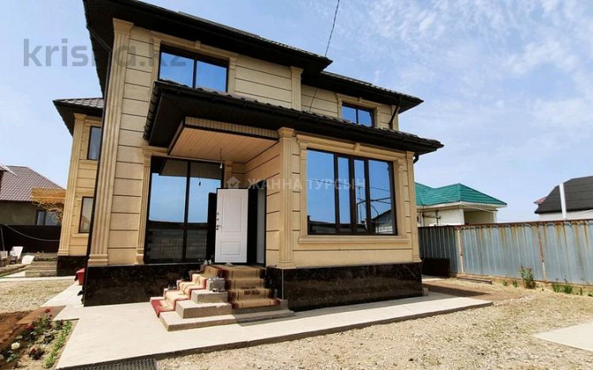 7-комнатный дом, 250 м², 6 сот., улица Егемендик  - изображение 1