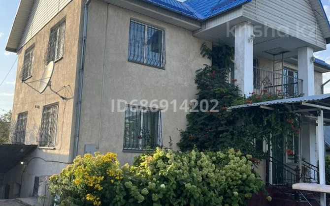 6-комнатный дом, 200 м², 12 сот., Макатаева 5/1  - изображение 1