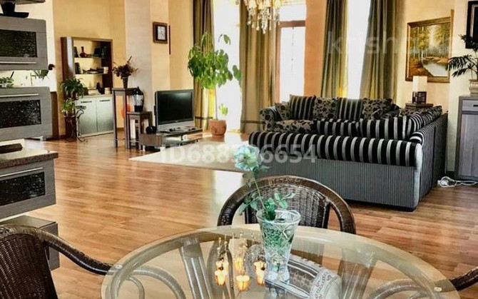 6-комнатный дом, 240 м², 8.45 сот., Саялы Аксай 81  - изображение 3