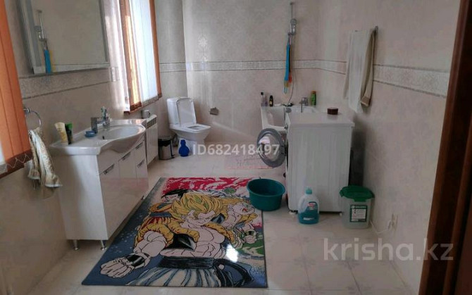 6-комнатный дом, 286 м², 10 сот., Жиембет жырау 35а Актобе - изображение 6