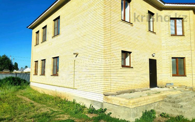 6-комнатный дом, 286 м², 10 сот., Жиембет жырау 35а Актобе - изображение 1