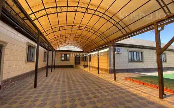 6-комнатный дом, 300 м², 8 сот., мкр Мунайшы 1 Атырау