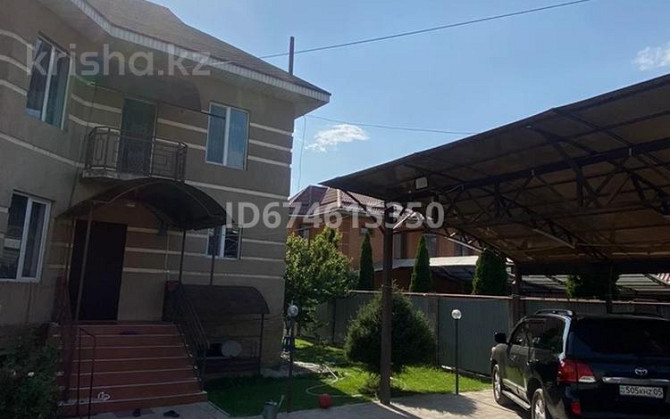 7-комнатный дом, 355 м², 9.5 сот., мкр Шугыла 51 Almaty - photo 1