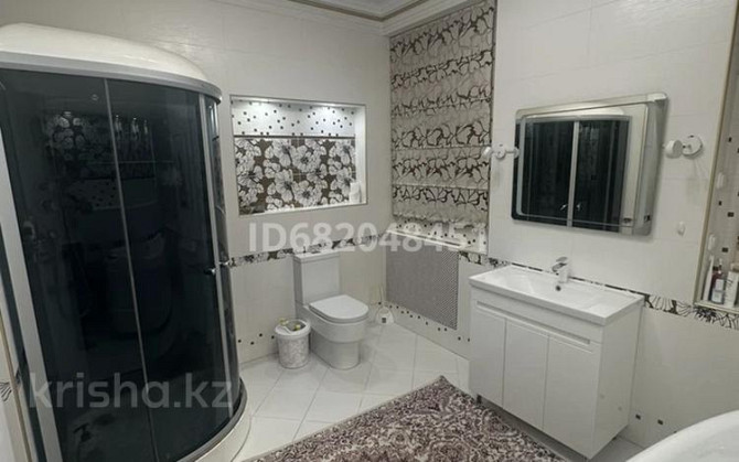 7-комнатный дом, 390 м², 10 сот., мкр Кунгей , Куанышбаева 810 Karagandy - photo 3