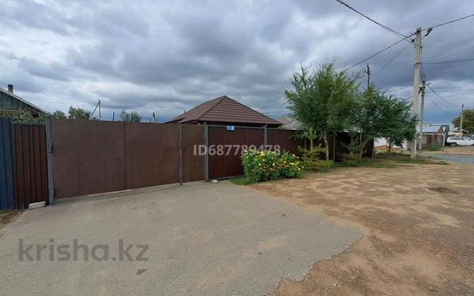 3-комнатный дом, 80 м², 9 сот., Алтайская 16 Павлодар - изображение 1