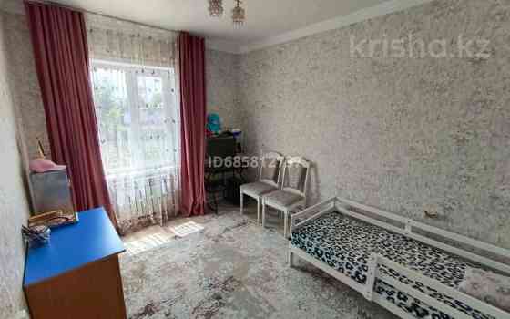 4-комнатный дом, 160 м², , С.Калбатау улица Искакова 15 