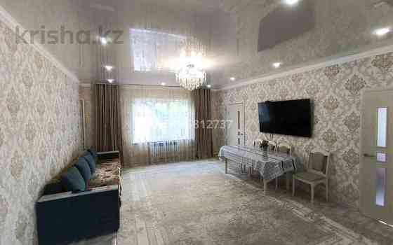 4-комнатный дом, 160 м², , С.Калбатау улица Искакова 15 
