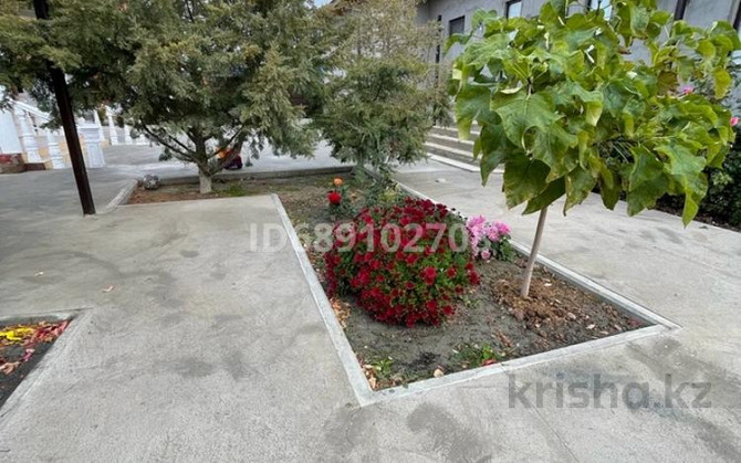 6-комнатный дом, 280 м², 10 сот., мкр Лесхоз 35В Atyrau - photo 2
