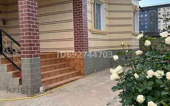 4-комнатный дом, 145 м², 8 сот., мкр Туран - Дом находиться на Туране-1,(Байдыбек би) Шымкент