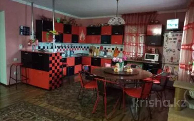 7-комнатный дом, 276 м², 8 сот., мкр Карасу, Мкр.Карасу Алматы - изображение 1