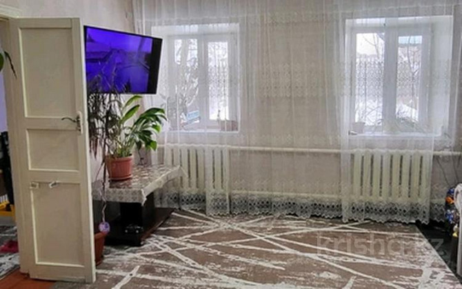 4-комнатный дом, 65 м², 6 сот., 1переулок Райымбек батыра Тараз - изображение 1