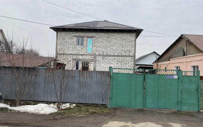 4-комнатный дом, 200 м², 6 сот., Асубекова 43/2 - Байкадам кызы Almaty - photo 1