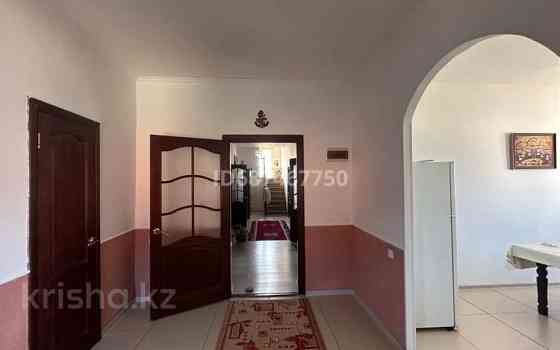 6-комнатный дом, 180 м², 0.11 сот., Оркен - 2 102 Атырау