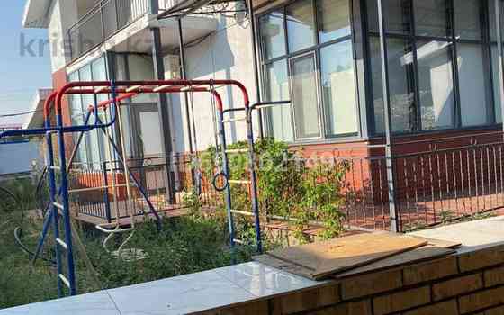 5-комнатный дом, 220 м², 10 сот., мкр Томарлы, Абая кунанбаева Атырау