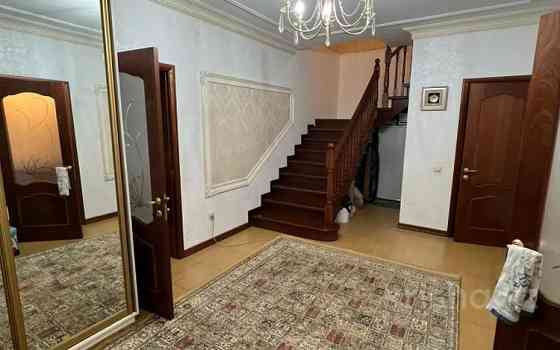 6-комнатный дом, 200 м², 10 сот., мкр Калкаман-2, Талжанова Алматы