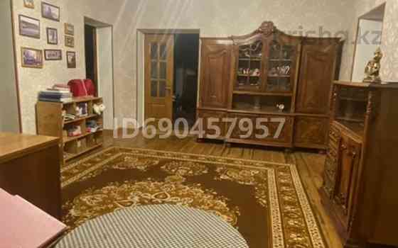 4-комнатный дом, 110 м², 8 сот., мкр Бозарык - Остановка Агаш базар, рядом магазин Ясмин Шымкент