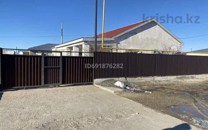 3-комнатный дом, 120 м², 1000 сот., Базарбай Муканов 418 А - Бәйтерек банкет залға қарсы  - изображение 1