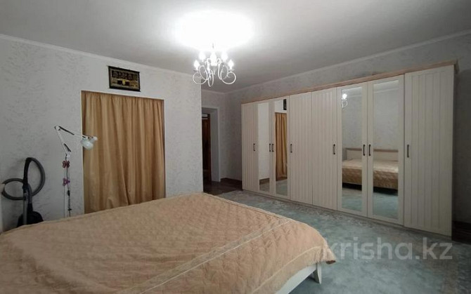 5-комнатный дом, 200 м², 10 сот., Сейдалина 3 Астана - изображение 4