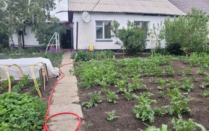 4-комнатный дом, 70 м², 5 сот., Водоканальная 1 Сарань - изображение 1