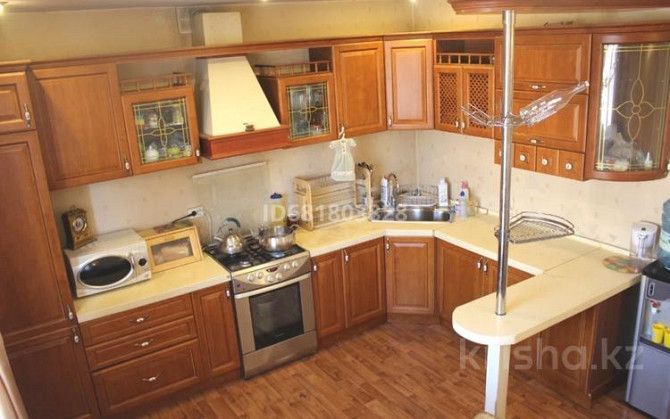 5-комнатный дом, 230 м², 10 сот., Жанкент 8 - Бесшалкар Астана - изображение 1
