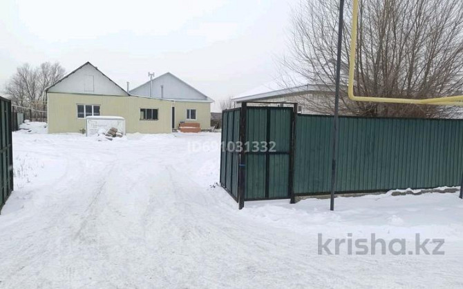 3-комнатный дом, 100 м², 12 сот., АЗХС-7 35 - В районе АЗС "Синойл" по ул.312 стр.дивизии Актобе - изображение 1