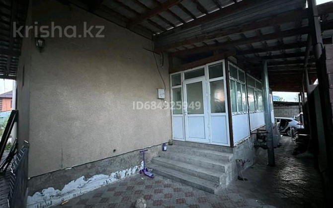 12-комнатный дом, 330 м², 10 сот., Самал 5  - изображение 2
