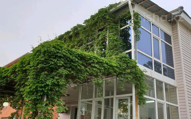 5-комнатный дом, 220 м², 9 сот., Мкр. Толкын 4 Атырау - изображение 1