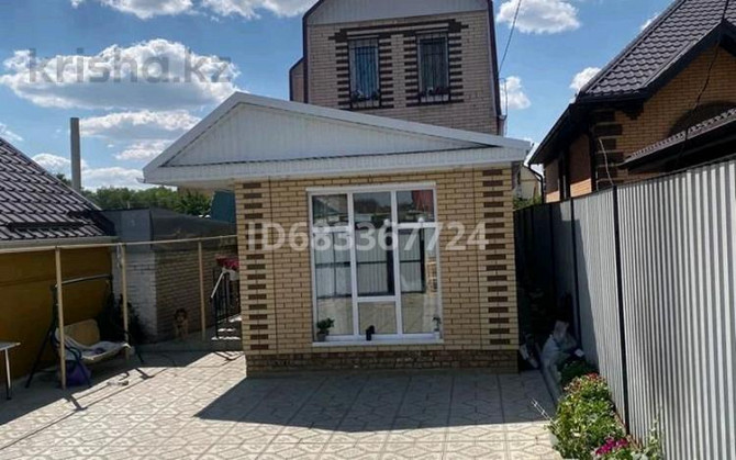 4-комнатный дом, 130 м², 2 сот., Робочая 39 - Абая Костанай - изображение 1