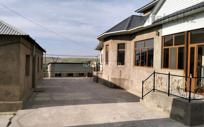 9-комнатный дом, 280 м², 10 сот., Шығыс 27 Ленгер - изображение 2