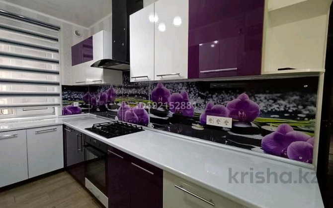 4-комнатный дом, 370 м², 6 сот., Венеры 22 Алматы - изображение 1