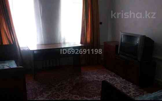 4-комнатный дом, 80 м², 8 сот., мкр Бадам-1 - Карабастау Шымкент