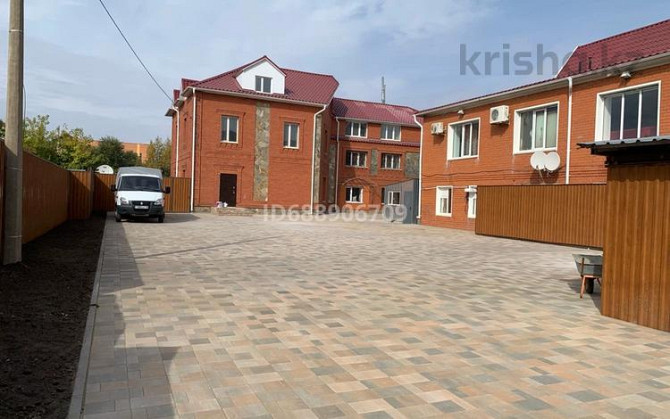 7-комнатный дом, 600 м², 12 сот., Баймагомбетова 219 Костанай - изображение 1
