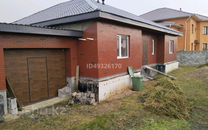 4-комнатный дом, 240 м², 10 сот., 3 мкр 52  - photo 1