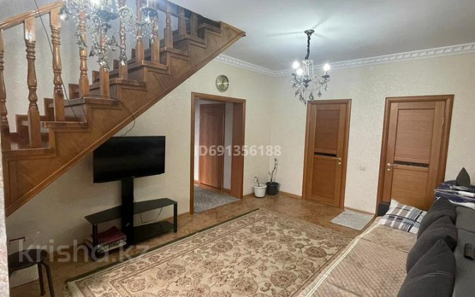 7-комнатный дом, 175 м², 8 сот., мкр Калкаман-2, Тажибаева 16 - Сзади 1 гор. больницы Almaty - photo 1