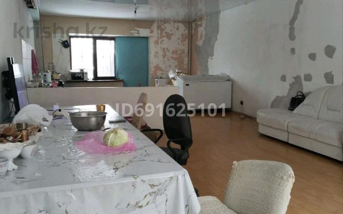 7-комнатный дом, 350 м², 5.6 сот., Бурундайская 164 - Школа 50 Almaty - photo 3
