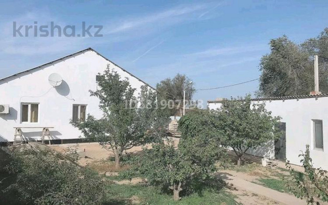 11-комнатный дом, 240 м², 10 сот., Амангали Аслалиева 2 - Аслалиева-Шокпарова  - изображение 1