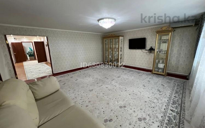 6-комнатный дом, 250 м², , мкр. Алмагуль 78 Атырау - изображение 1