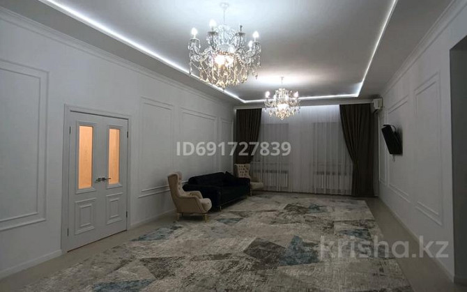 6-комнатный дом, 250 м², 10 сот., мкр Балауса, Жұмабек Тәшенов 53 Атырау - изображение 1