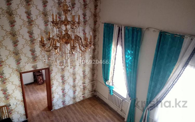 4-комнатный дом, 150 м², 3 сот., Автодром. Ул. Жас-Даурен.2\1 2 - Напротив остановки Кука. Автодром.  - изображение 4